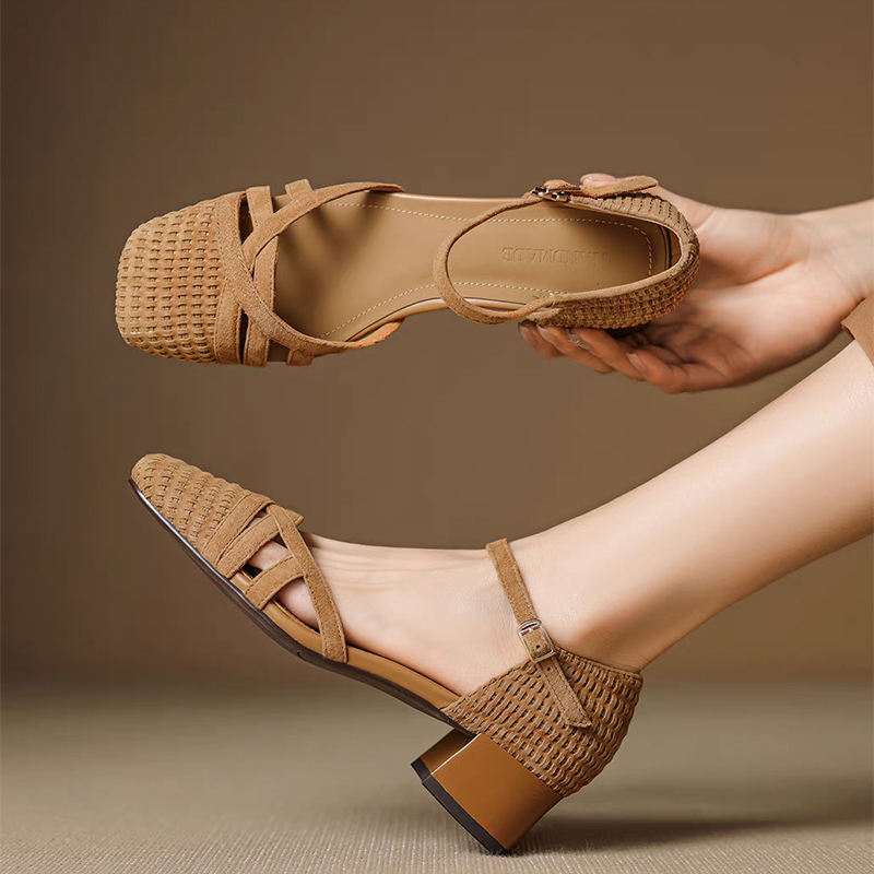 Ankle Strap Attachment - Retro Plecione Sandały na Wysokim Obcasie