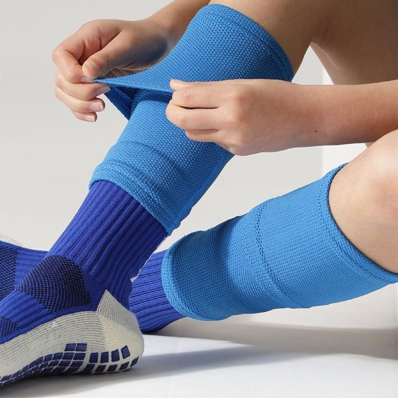 1 para piłkarskich nagolennikó – Seated Calf Raise recenzja i cena