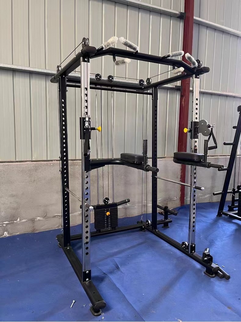 Wielofunkcyjny sprzęt do domow – Home Gym With Smith Machine recenzja i cena