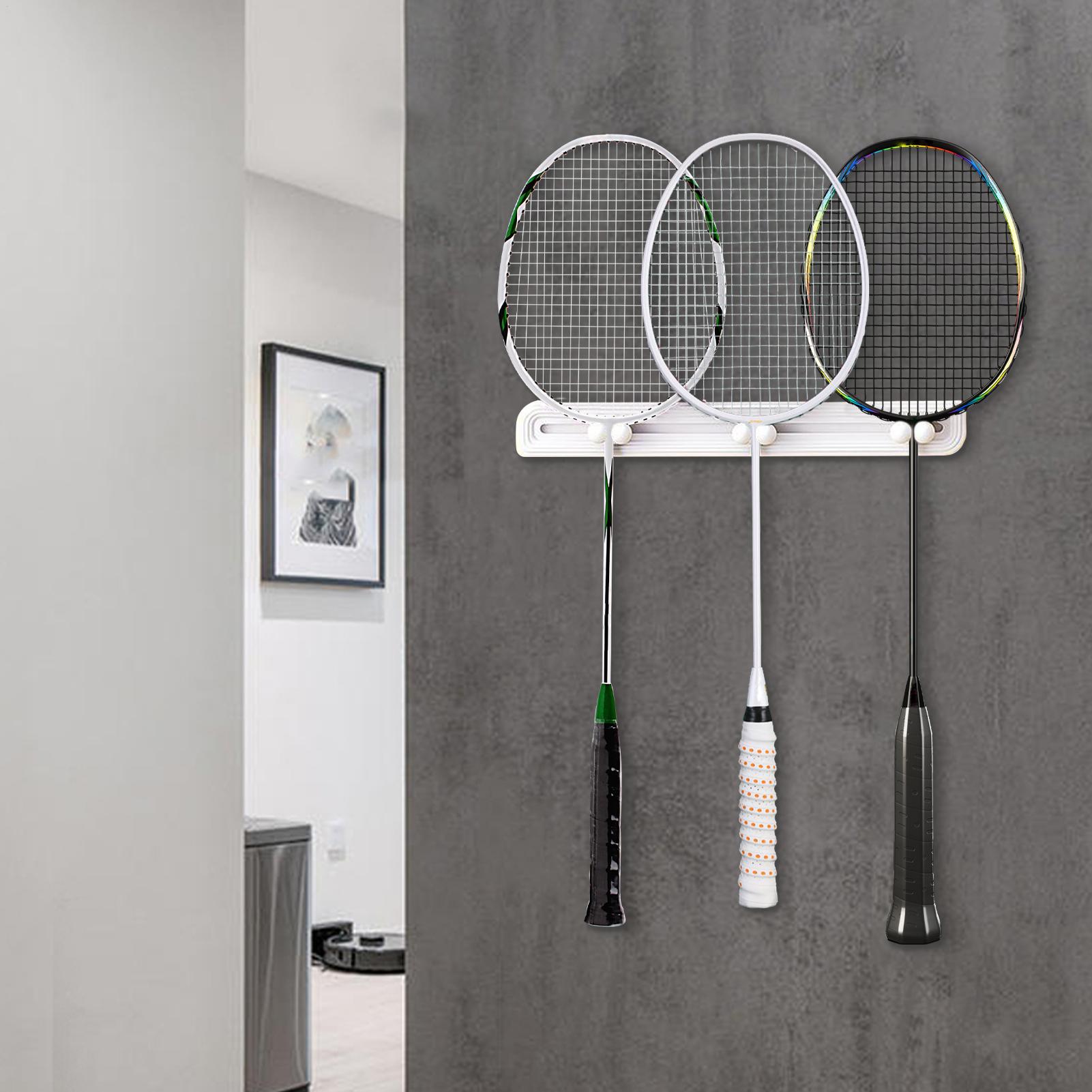 Wieszak ścienny na rakiety do  – Home Gym In Apartment recenzja i cena